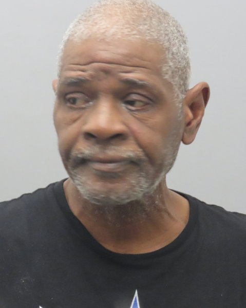 Mugshot of LEONARD ROSHAY DAVIE