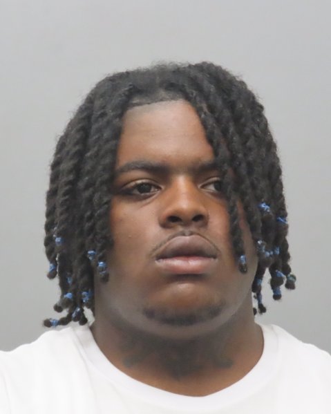 Mugshot of DEONTREZ MOSLEY