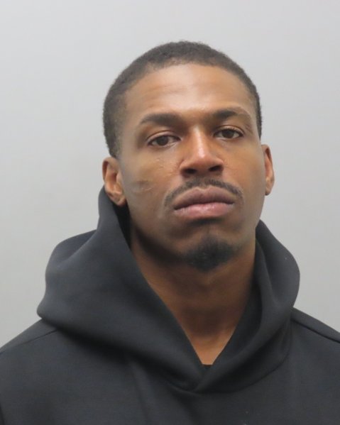 Mugshot of DARMARKIS MAURICE GARY
