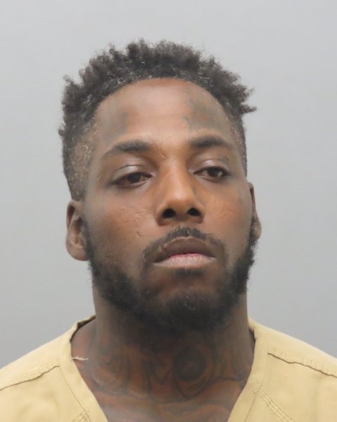 Mugshot of DARRLY SHELTON ROBINSON