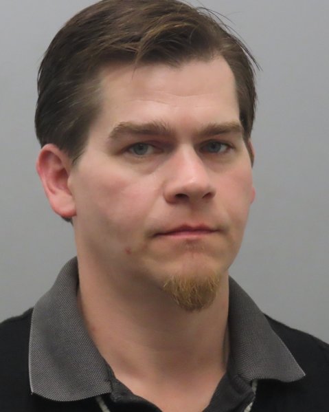 Mugshot of TRAVIS BENNETT OLDHAM