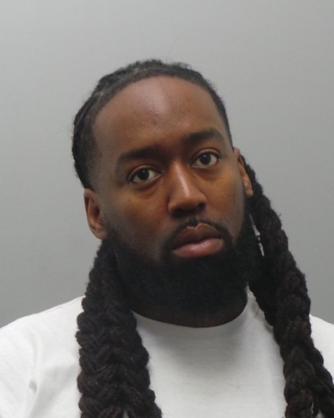 Mugshot of LARON DARNELL HUTCHINS