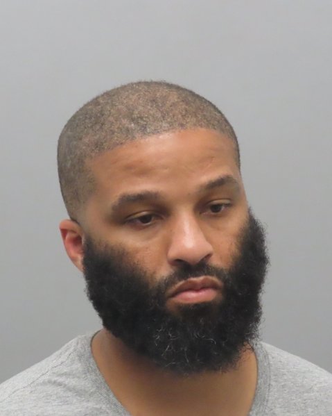 Mugshot of DELVONTE TARNEL ROBINSON