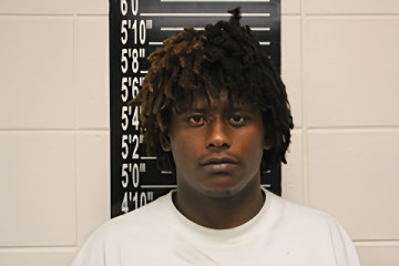 Mugshot of Dario Carl Chavez