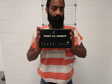 Mugshot of KIERAN J TERRELL