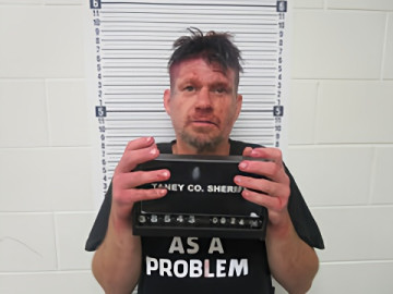 Mugshot of JESSE L HALFORD