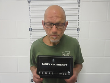 Mugshot of CHRISTOPHER A RIVERS