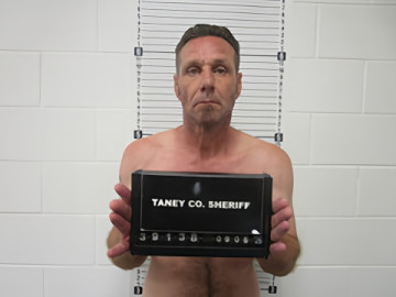 Mugshot of QUINTIN D LETTERMAN