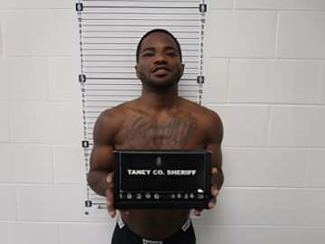 Mugshot of SEBASTIAN M CRAWFORD