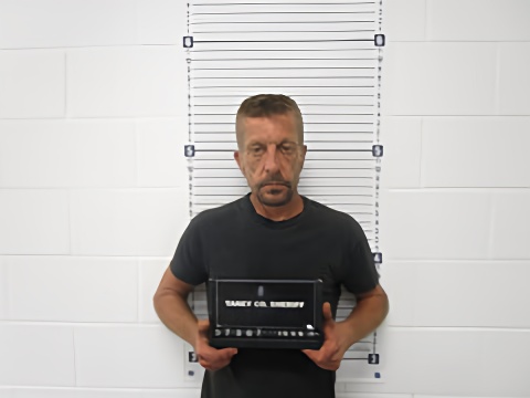 Mugshot of JASON E KELLOGG