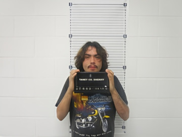 Mugshot of GERALD L THOMPSON