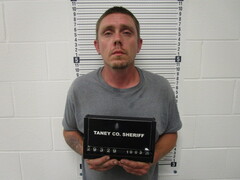 Mugshot of KYLE D MATHEW