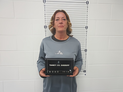 Mugshot of JESSICA M BUETTGENBACH