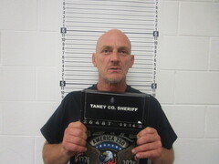 Mugshot of HOWARD L FRIEZE