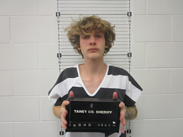 Mugshot of BOENN E ANDERSON