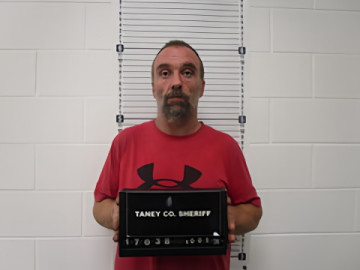 Mugshot of KYLE S MUNDY