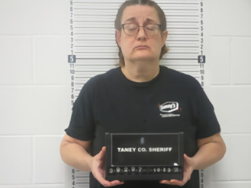 Mugshot of ANITA F GEIGER