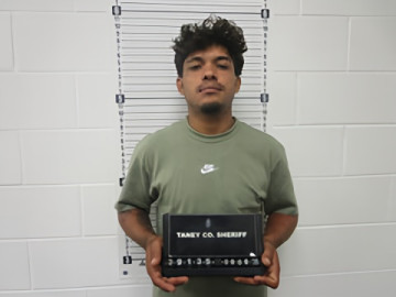 Mugshot of BRAYAN J AREVALO CORDOBA