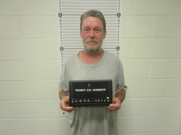 Mugshot of CLINT A BEAMON