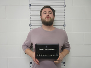 Mugshot of DEVIN C HELMS