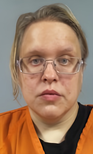 Mugshot of Zoey Rose Lange