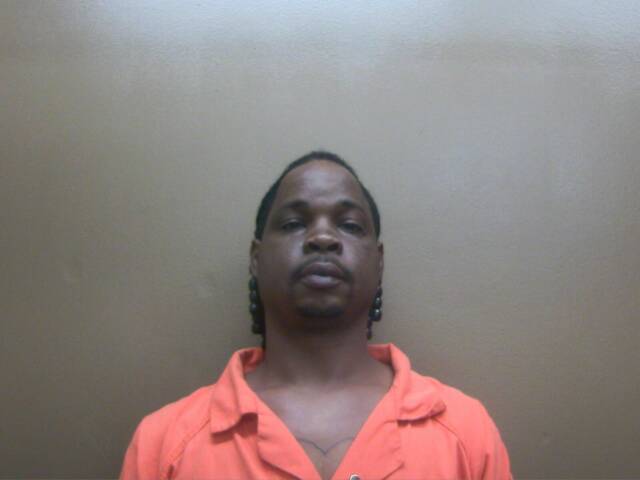 Mugshot of KEDRIC D SMITH
