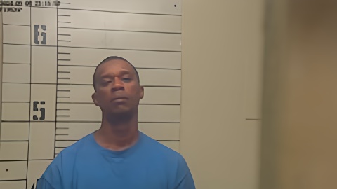 Mugshot of LACUEVAS GUIDO