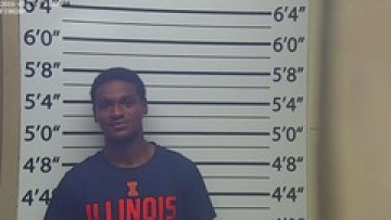 Mugshot of JADARIUS L CLAY