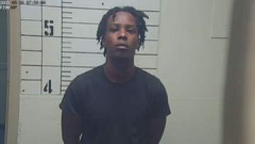 Mugshot of LAMARQUEZ D EVANS
