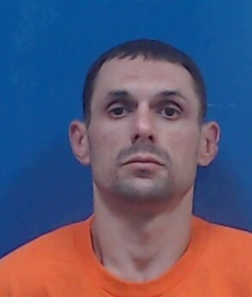Mugshot of DUSTIN HOLIFIELD