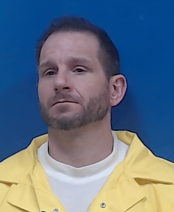Mugshot of Derek Pardue