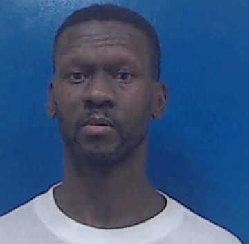 Mugshot of LENNY BOLTON