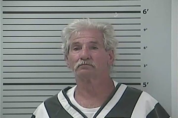Mugshot of WILLIAM NEAL HAMPTON
