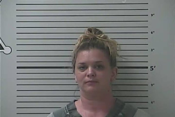 Mugshot of AMBER CHRISTINE HARMON