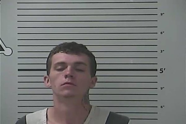 Mugshot of CHRISTIAN DANIEL AVERETT