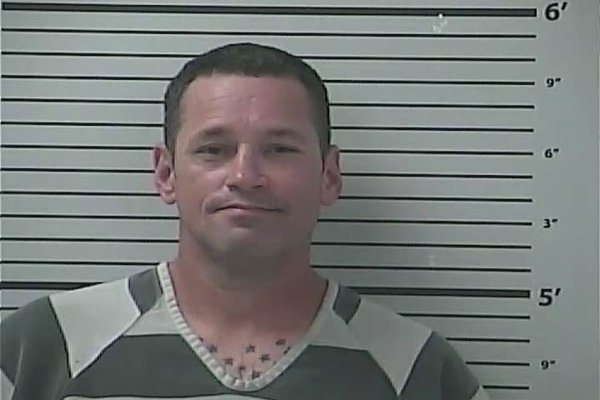 Mugshot of SCOTTIE ANTIONE SANTALLA