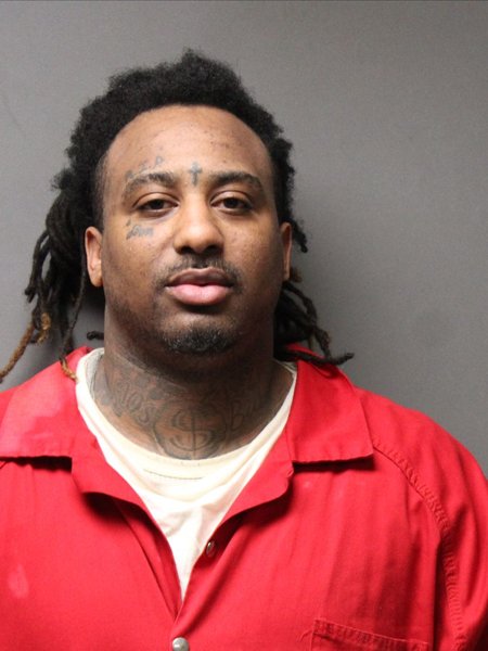 Mugshot of DARTAVIOUS MONQUAZ ROCKINGHAM