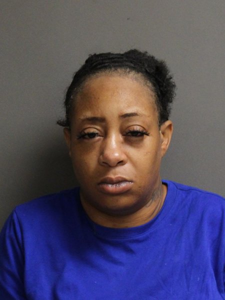Mugshot of LARESA RENEE BROWN