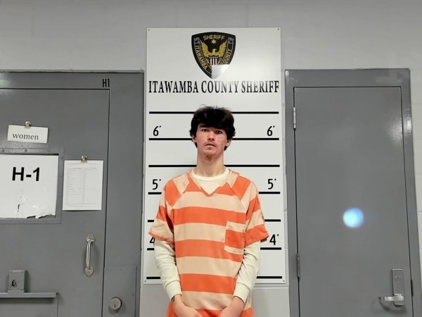 Mugshot of PERRY HOOD