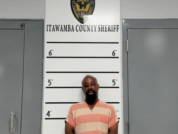 Mugshot of CLARENCE NICHOLS