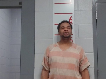 Mugshot of MARCUS THOMPSON