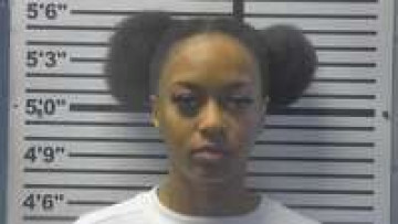 Mugshot of DASSIA GRUBBS