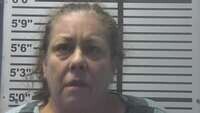 Mugshot of LEIGH AULTMAN