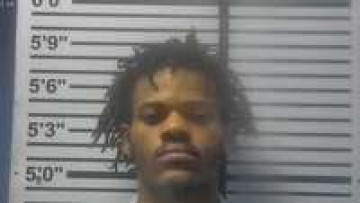Mugshot of JAQUAN MCCRAY