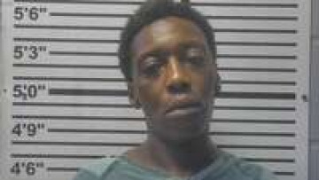 Mugshot of MONIQUE MARTIN