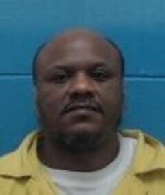 Mugshot of ELLIOT WALKER LEACH
