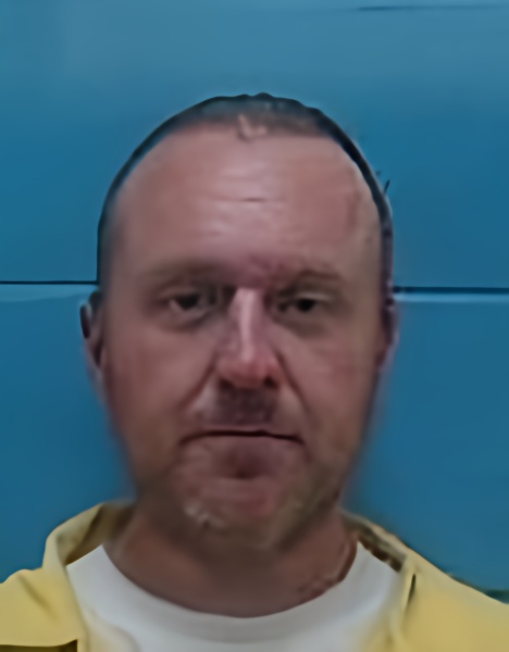 Mugshot of DEREK B CARLISLE