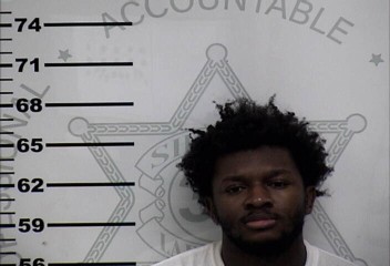Mugshot of QUINTREYVIONNE LEVELLE BUCK
