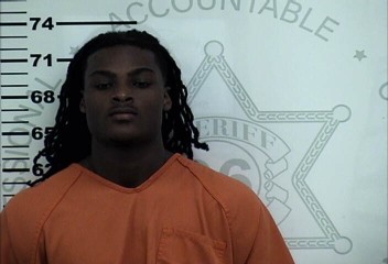 Mugshot of ANTHONY N JR MADDOX