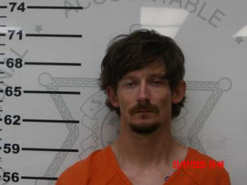 Mugshot of AUSTIN SNOW